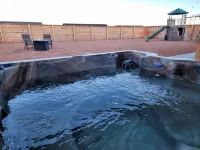 Kanab, Utah, Family, Outdoor Space, Zion's, Bryce, Grand Canyon, Best Friends - Kitchens