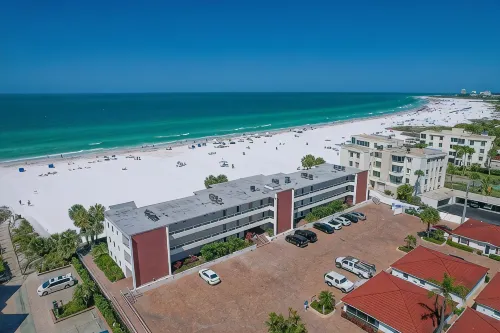 Siesta Key - PRIVATE BEACH - Heated Pool - Walkable to activities