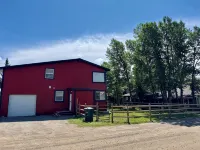 Spacious New Listing Centrally Located to Explore Glacier Park