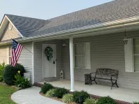 Beautiful Lakefront Retreat w/ Private Dock! Minutes from public boat ramp