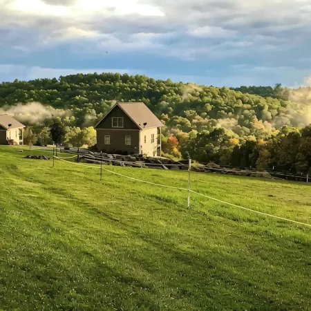 Willow Cottage at Hillside Hideaways-1BR/1BA-Private Getaway in Amish Country
