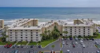 Our Beach is Open-All 5Star Reviews! Remodeled with a View! - 4-Star