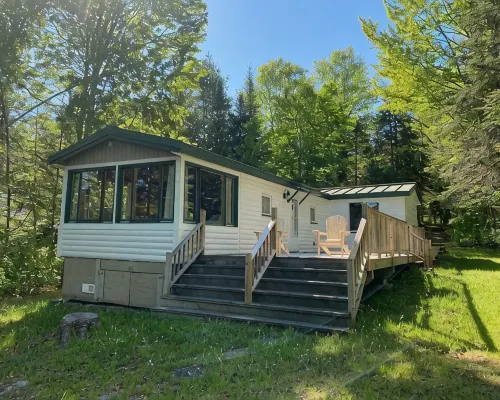 Heartland Camp on Quimby Pond Hotels in Rangeley