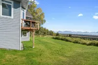 Spacious home w full Kachemak Bay views