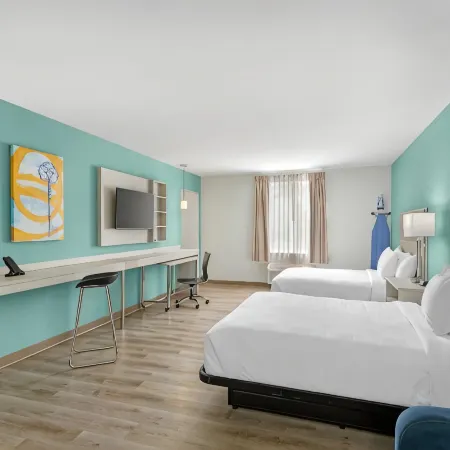 MainStay Suites Chesapeake - Greenbrier