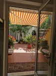 "Lemon Tree House" Home with Bike Storage - 2 ดาว