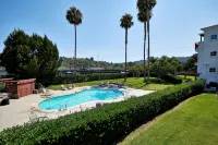 Lovely La Costa condo -walk to Spa & Golf course, close to beach & Legoland - Jacuzzi