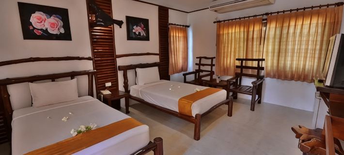 Alongkot Beach Resort Khanom Hotels in Khanom
