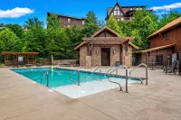 Close to Dollywood-Hot Tub & Kids Closet - Tiny houses