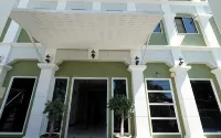 Jatuporn Mansion Ubon Hotels near Robinson Ubon Ratchathani