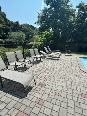 A Hidden Gem! Cozy Cottage with huge Pool & Garden! 8 guest - 4 bedrooms-2 baths - Country Houses