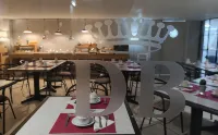 Hotel Doña Blanca - พร้อมอาหารเช้า
