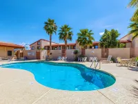 Superstition Mountain Views, Heated Pool/Hot Tub, 2Bd + Loft 阿帕奇章克申酒店