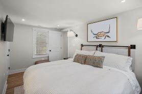 Inviting Escape Bursting w/ Elegance & Style