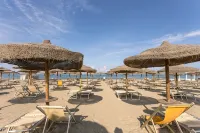 HOTIDAY Room Collection - Calambrone - Beach