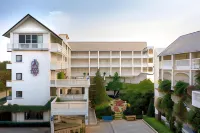 Koranaree Courtyard Boutique Hotel 더 몰 랏차시마 주변 호텔