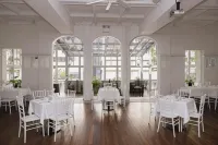 AMBASSADORS HOTEL ADELAIDE - 2-Star