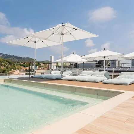 Neptuno Apartments