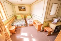 Russkiy Sever Hotel - 2-Star