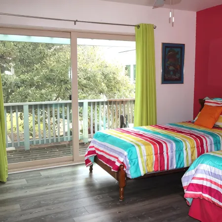 Gone Coastal - Three-bedroom condo in fabulous Rockport, Texas.