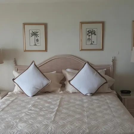 Coral Sands Beach Resort