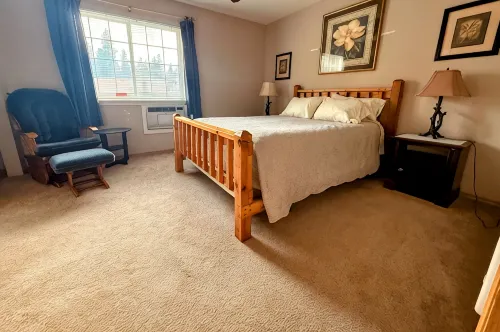My Alpine Place: Spacious Condo within easy walking distance of Leavenworth - 2-Star
