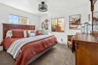 New 4 Bedroom - Superbly Sedona - ジャグジー