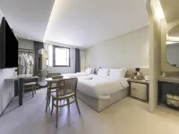 MUTE HOTEL Hotels near أوريوكدو سكاي ووك