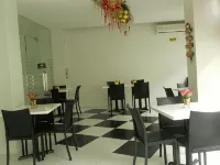 Cinfandel Suites - 2-Star