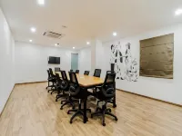 ฟลอรา เรสซิเดนซี - ที่มีที่จอดรถ