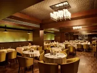 Hotel the Golden Oak Central by Citrus Prime