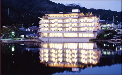 Kotobukirou Rinsuitei - parking