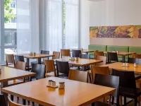 B&B HOTEL Aachen-Hbf - servizio colazione