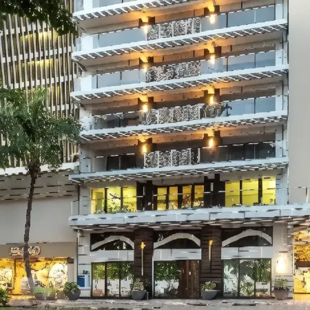 Espacio the Jewel of Waikiki