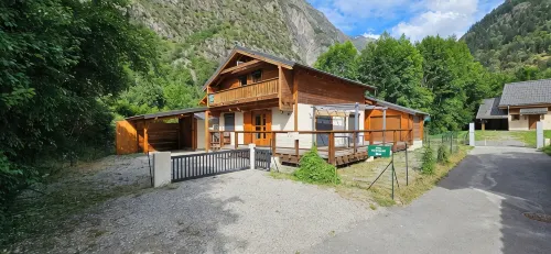 Chalet Melgueil "JACUZZI OFFERT" les 2 Alpes Venosc Village  /10 Pers Ski Wifi - Parvekkeita