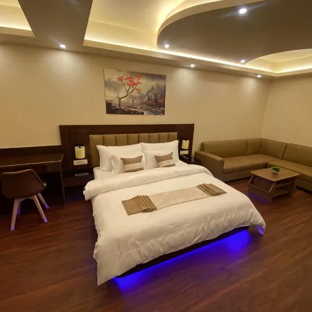 Xcelsior Hotel & Spa