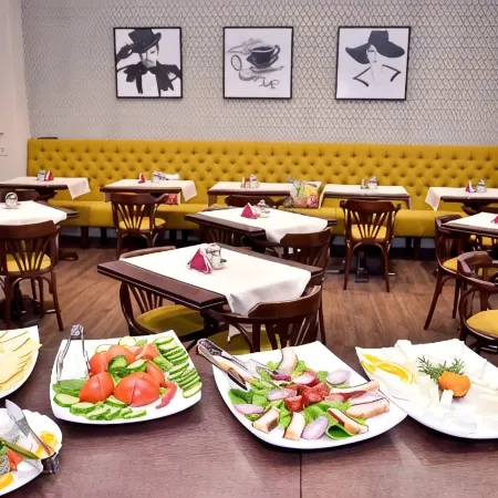 Hotel Capitolina City Chic