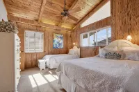 Magnificent villa by the sea - 3-Star