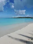 Ocean Views - Comfy Family Home Sleeps up to 10 - Hideaways Beach Club