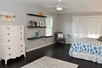 Beachy Getaway–Cozy, Clean & Equipped w/ All Essentials! Relax, Enjoy & Refresh! - 3성급