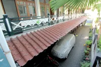 Hotel Fevytra Syariah - 2-Star