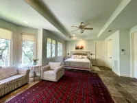 Luxury Private Ranch Style Villa