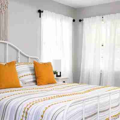 Lovely 3 bedroom home close to Stone Mountain Rooms