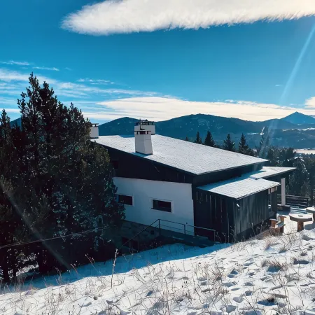 Sublime Views-Upper Chalet-180m2 Aux Angles -16Pers on 3300m2-Near the Center