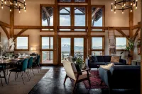 Luxury Mountain Top Cabin with Stunning Views - 4-Star
