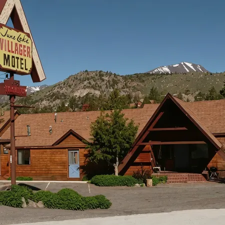 June Lake Villager
