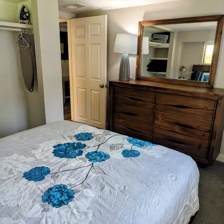 Lake ConRoy Estates_Unit B with Pool Access
