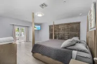 Downtown Retreat - Bungalows