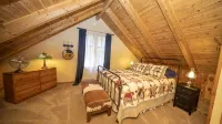 Spruce Chalet - 2-Star