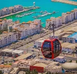 Luxury apartment with sea view, 5 minutes walk from the beach! With air conditioning